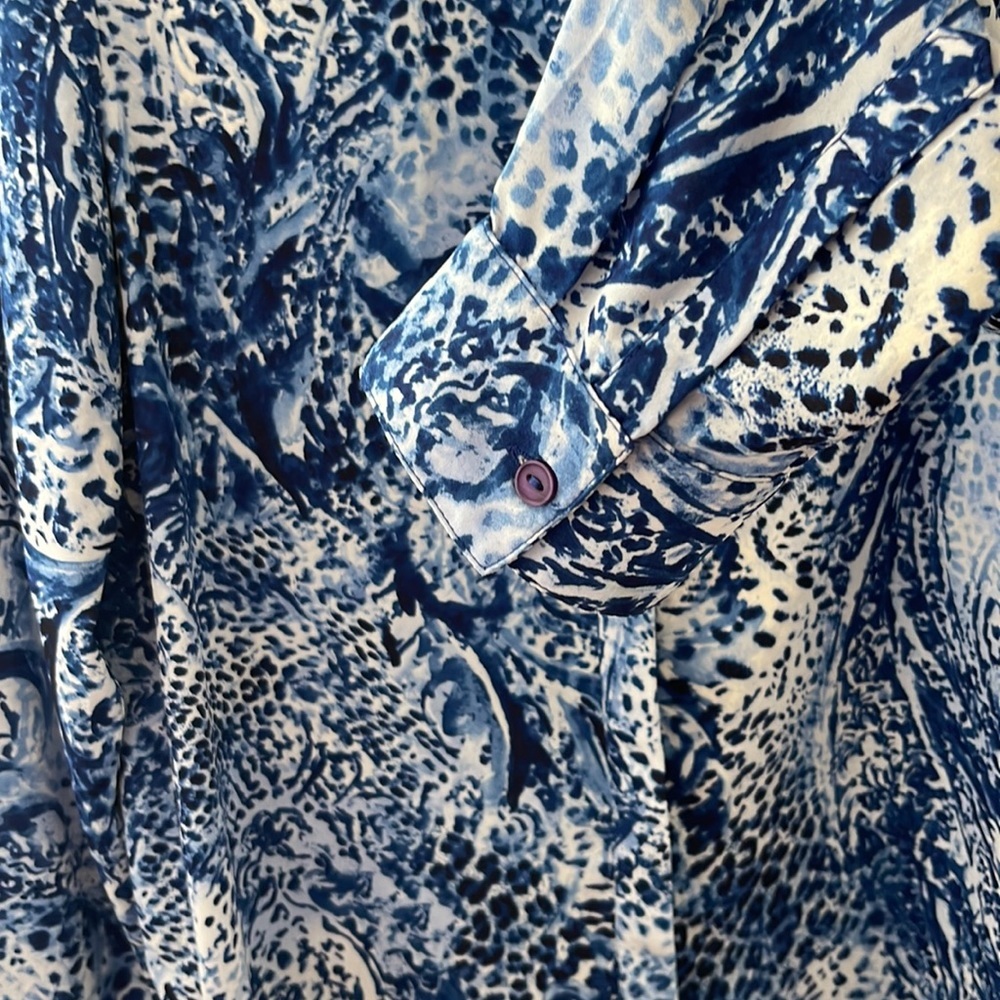 Euc Chico’s Dynamic Mix Misti Button Down Top. - Picture 2 of 8